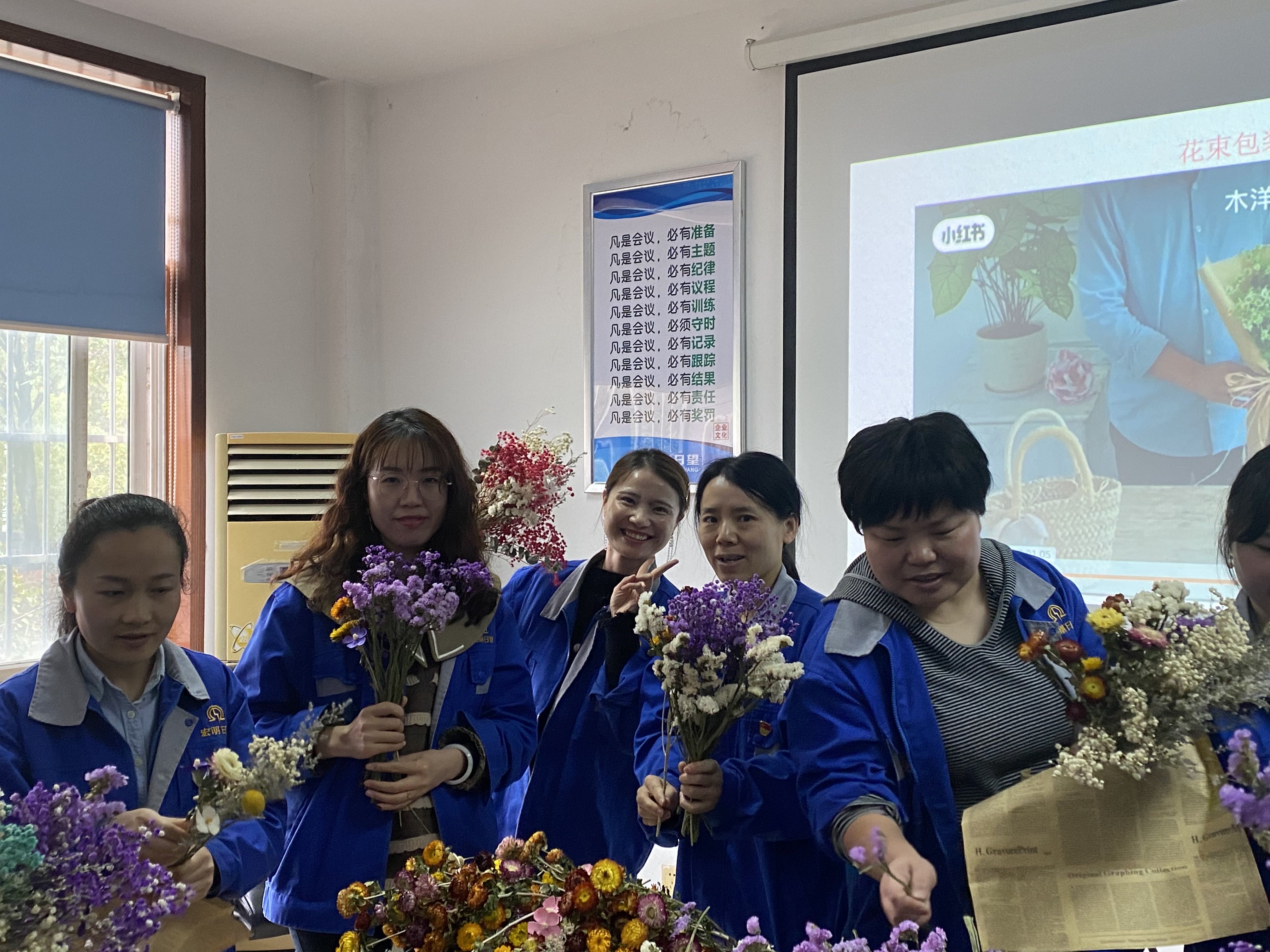乐动平台-乐动(中国)一站式服务平台
,宏明日望,株洲电子科技,湖南电容器,株洲电容器,电容器
